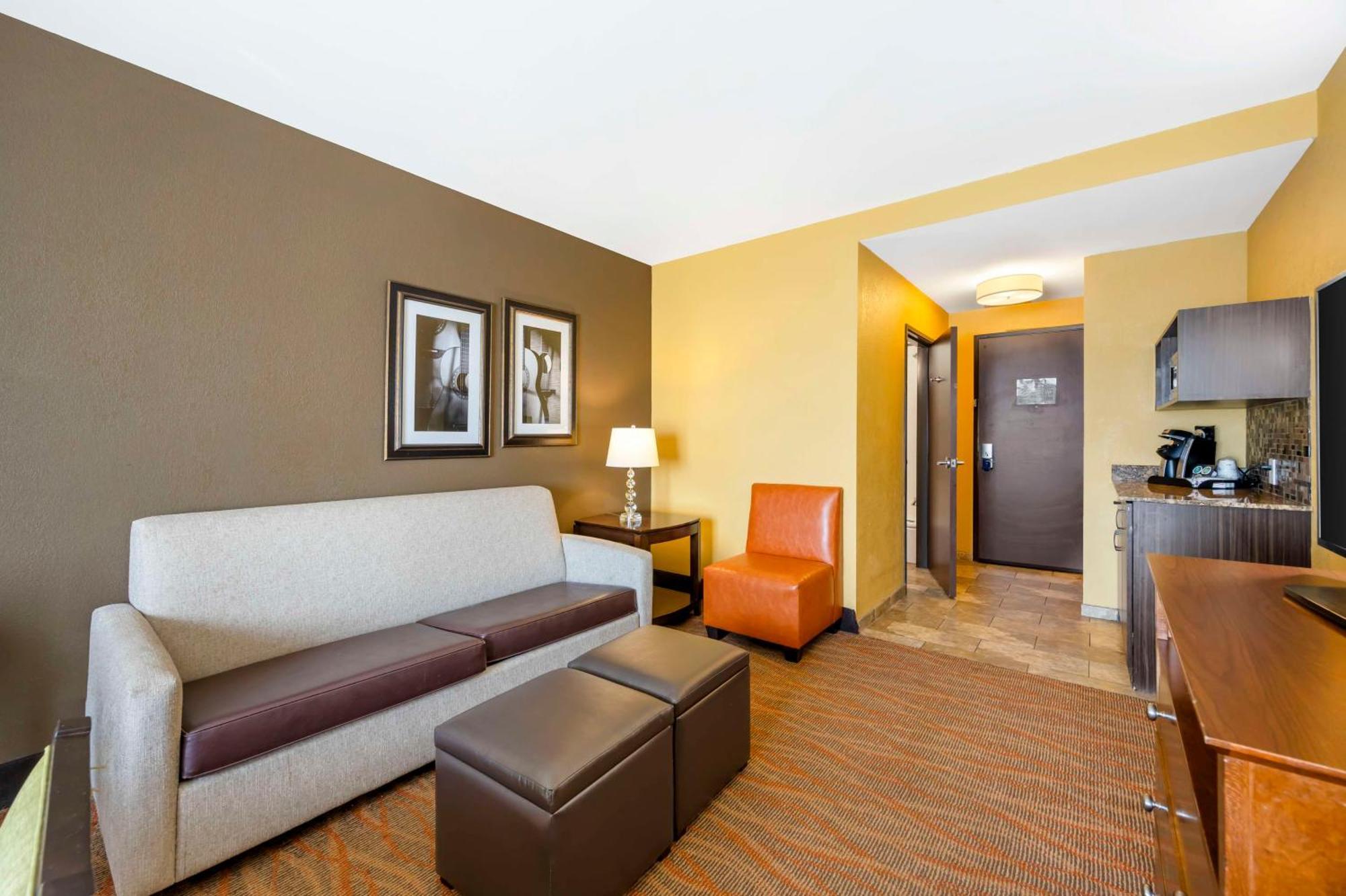 Best Western Plus Tupelo Inn & Suites Exterior foto
