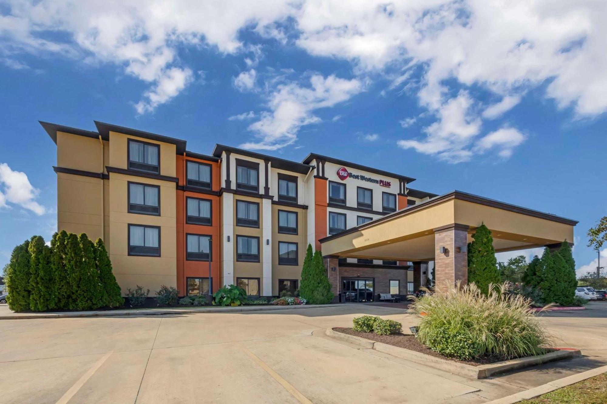 Best Western Plus Tupelo Inn & Suites Exterior foto